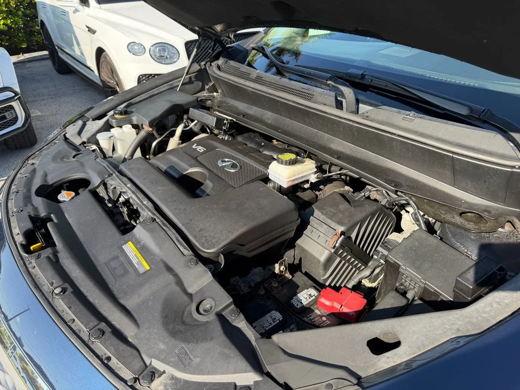 Used 2019  INFINITI LUXE image 29
