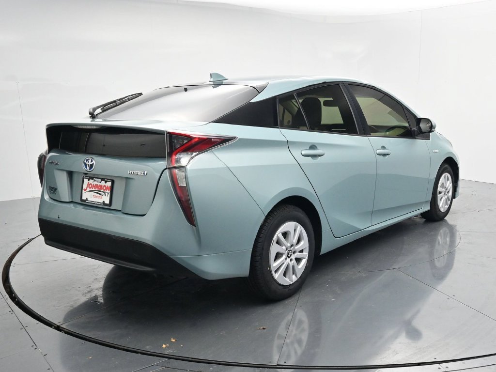 Used 2017 Beige Toyota Two image 7