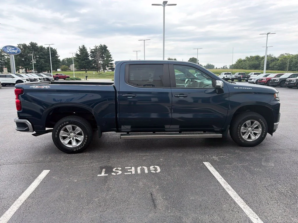 Used 2021 Northsky Blue Metallic Chevrolet LT image 6