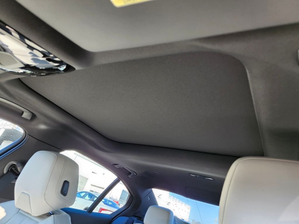 Used 2026 Gray BMW 530i xDrive image 19
