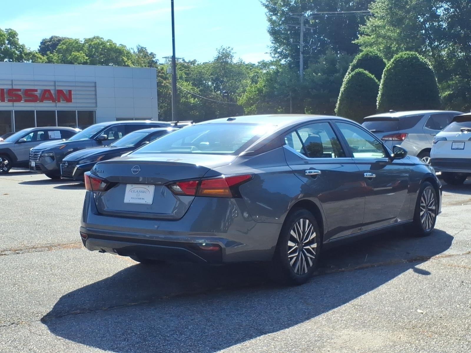 Used 2025 Gun Metallic Nissan SV image 7