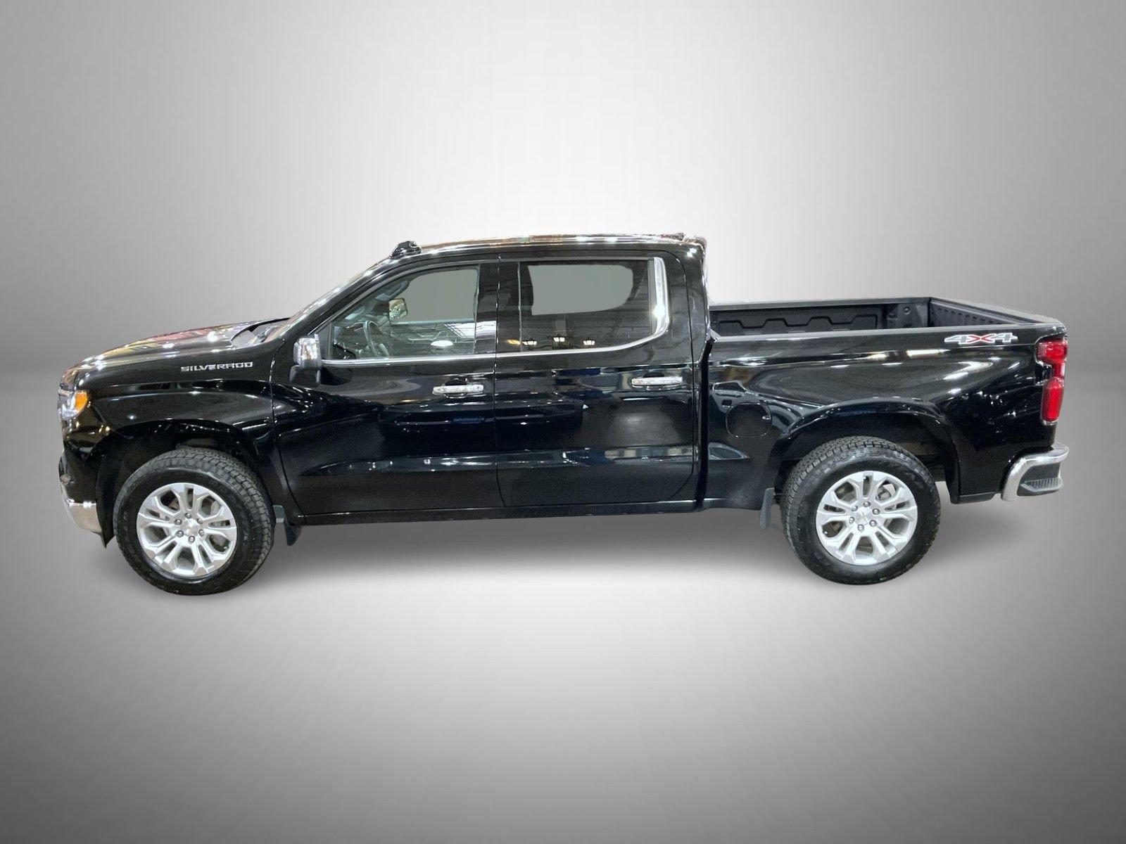 2024 Chevrolet Silverado 1500 LTZ - Photo 8