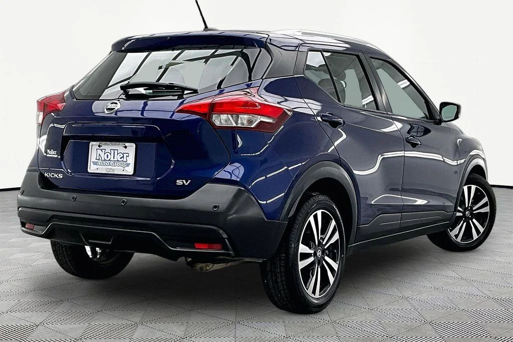 Certified 2020 Nissan Kicks SV with VIN 3N1CP5CV9LL529793 for sale in Kansas City