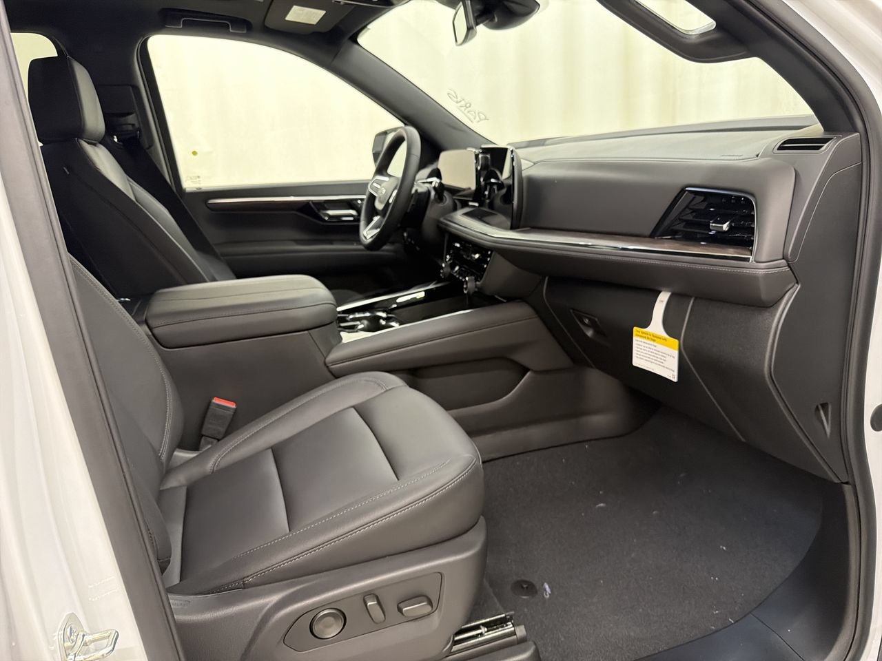 New 2026 Summit White Chevrolet Z71 image 15