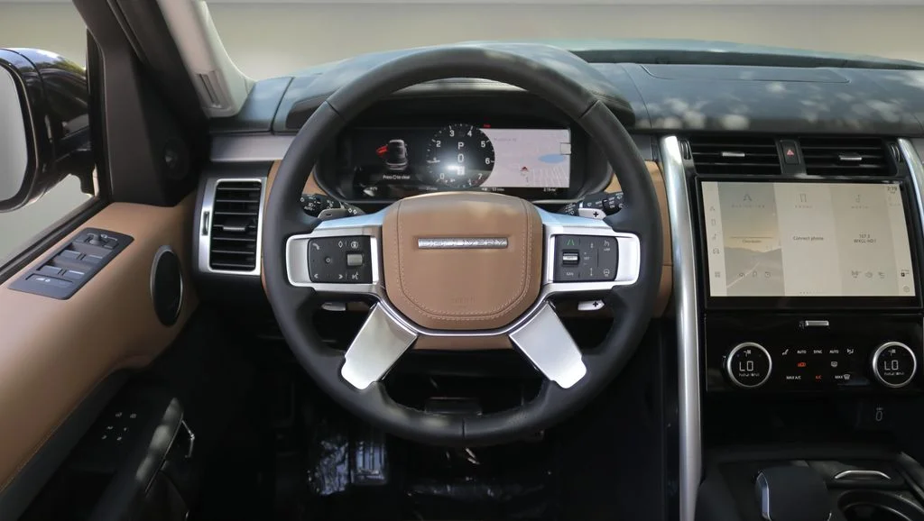 New 2026 Varesine Blue Land Rover  image 14