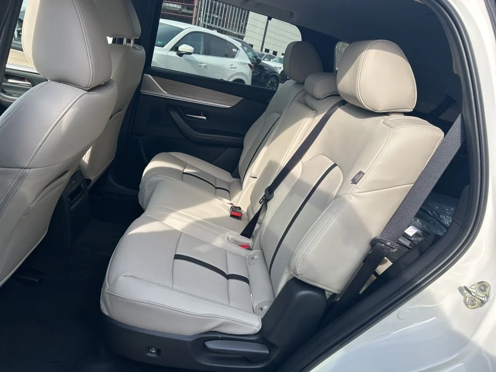 New 2026 Rhodium White Premium Mazda 3.3 Turbo Preferred image 24