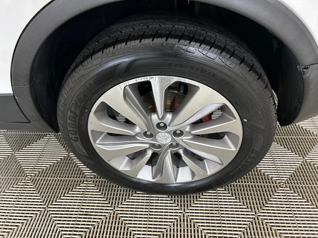 Used 2020 White Buick Preferred image 10