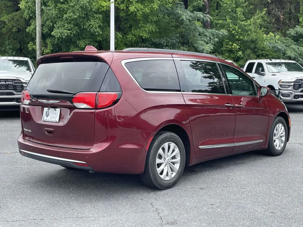 Certified Used 2017 Red Chrysler Touring L image 8