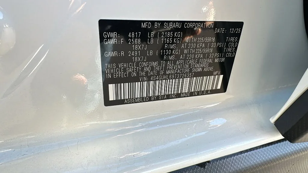 New 2026 CRYSTAL WHITE PEARL Subaru Limited image 30