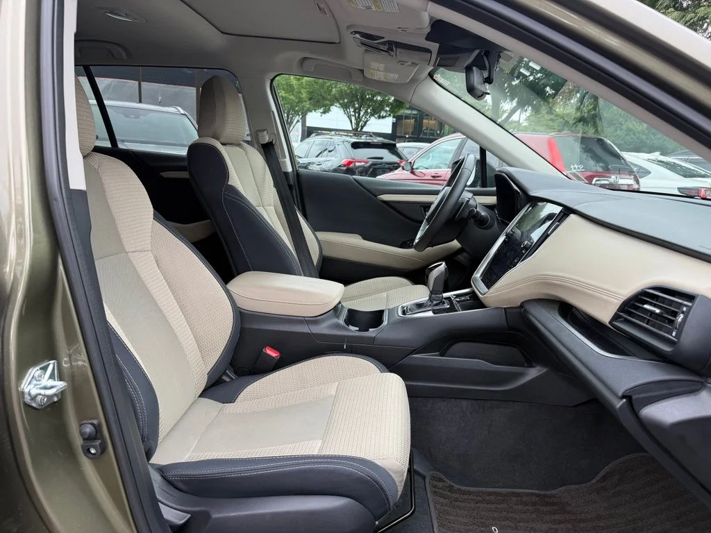 Used 2025 Autumn Green Metallic Subaru Premium image 31