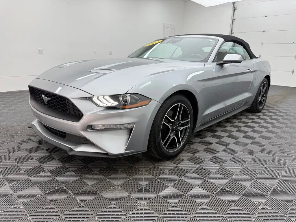 Used 2023 Silver Ford EcoBoost Premium image 2