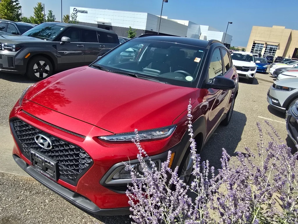 Used 2018 Pulse Red w/Black Roof Hyundai SEL image 12