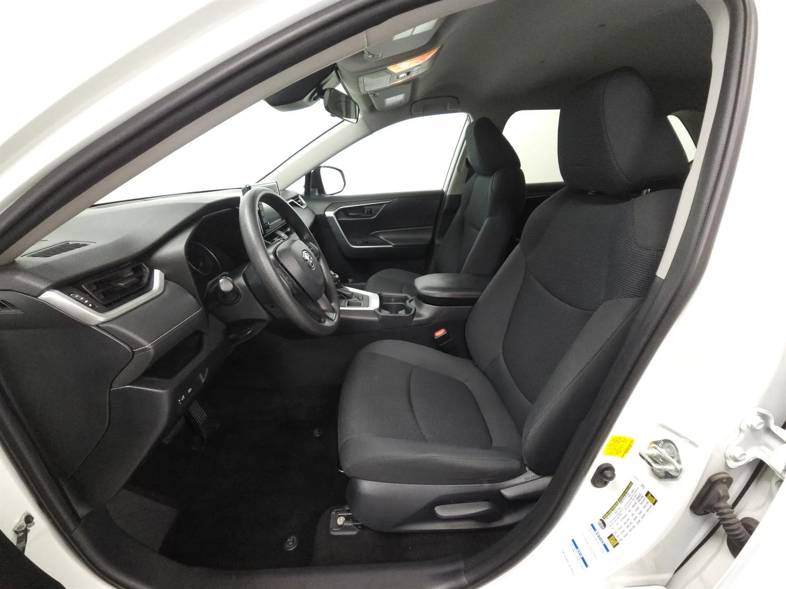 Used 2019 White Toyota LE image 4