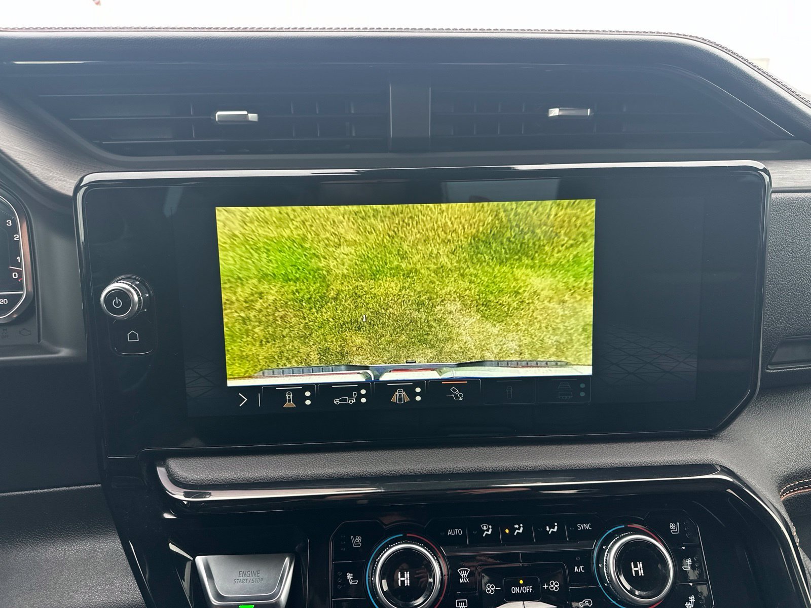 Used 2025 Gray GMC AT4 image 66