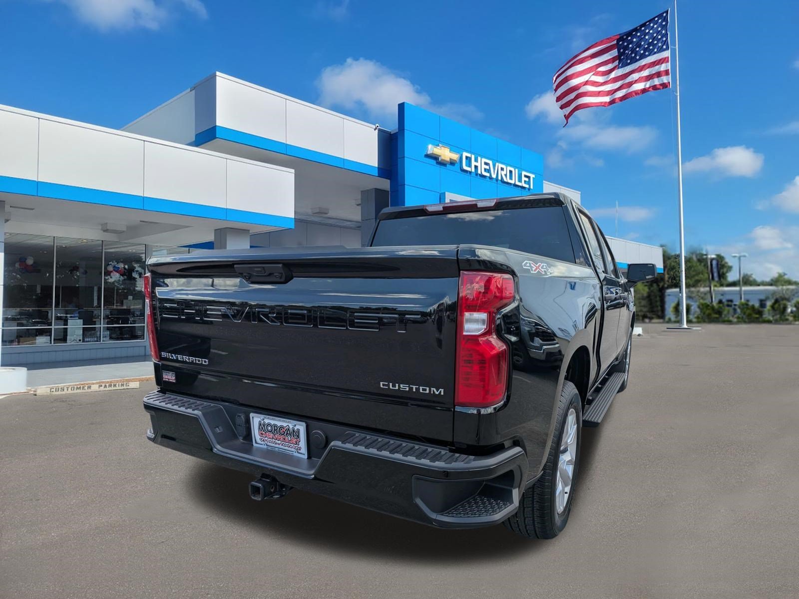 Used 2025 Black Chevrolet Custom image 3