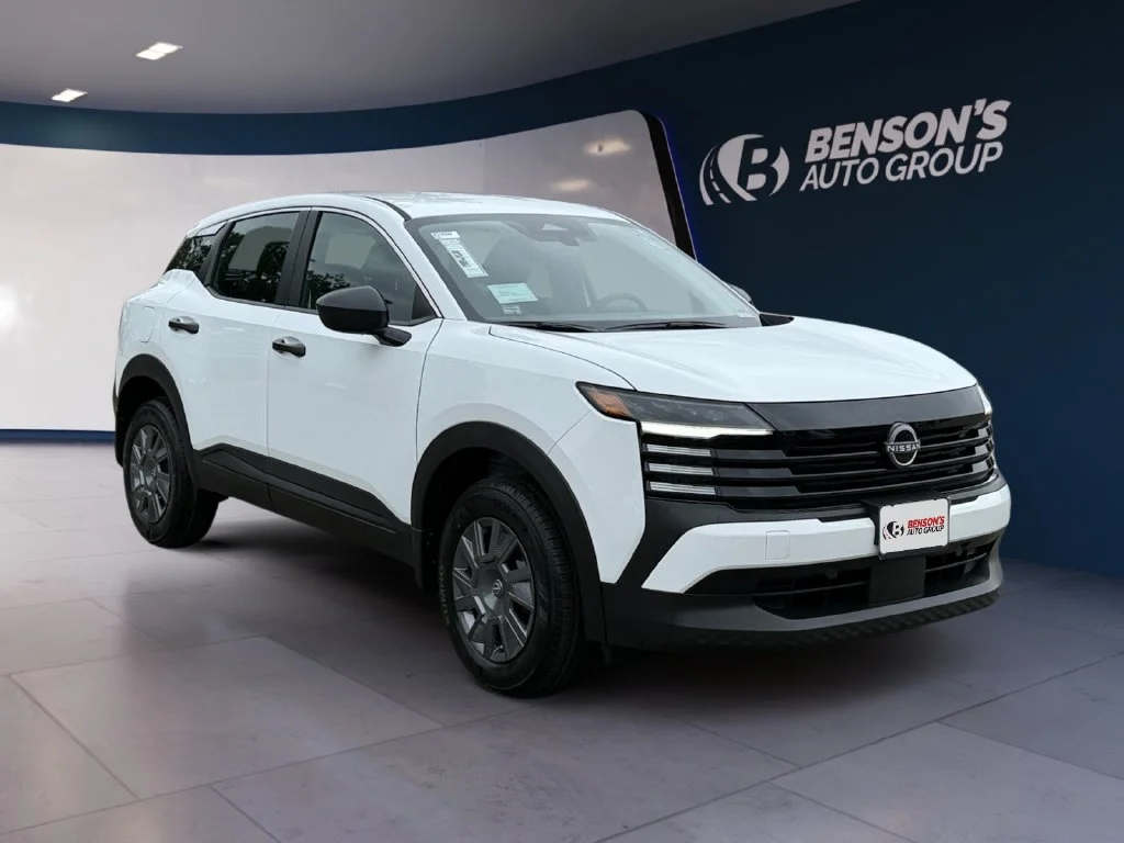 New 2027 White Nissan S image 7