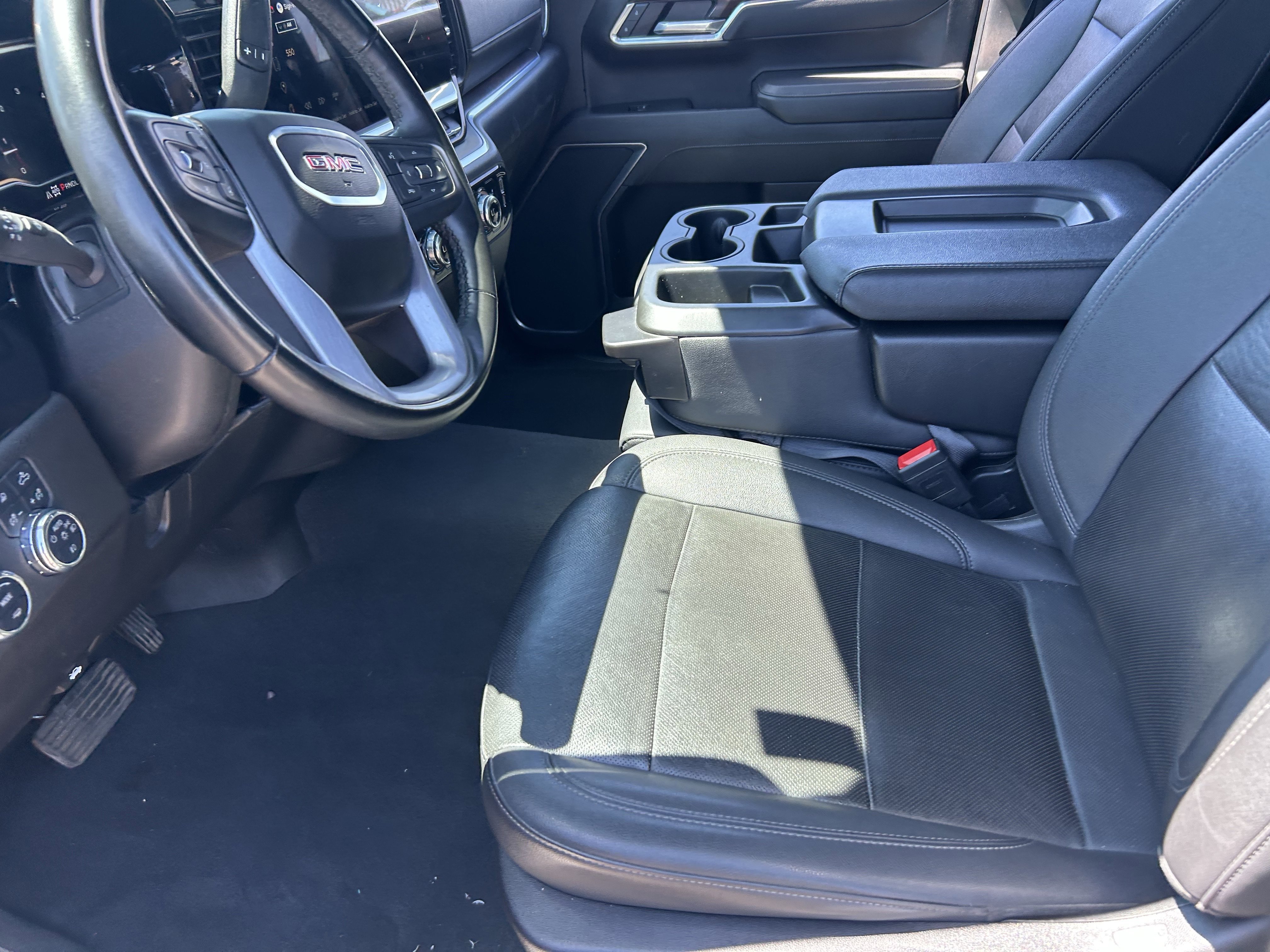 Used 2025 Titanium Rush Metallic GMC SLT image 10