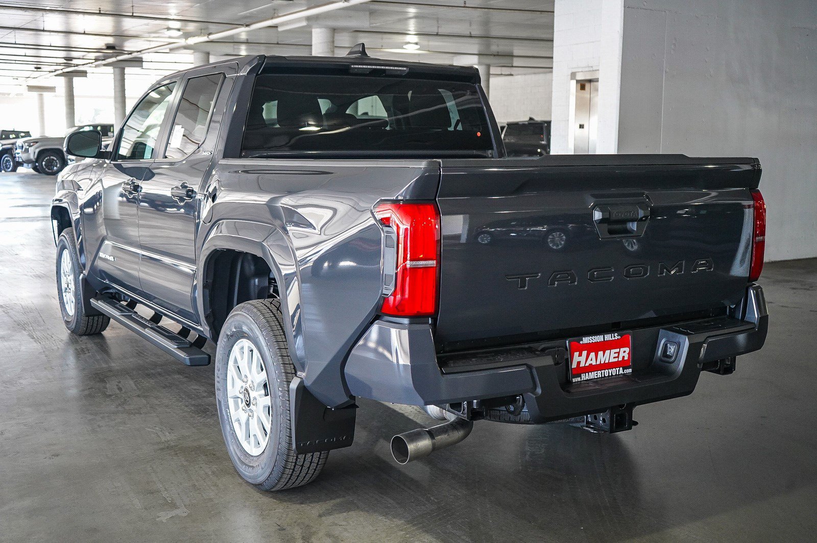 New 2026 01l7 Toyota SR5 image 4