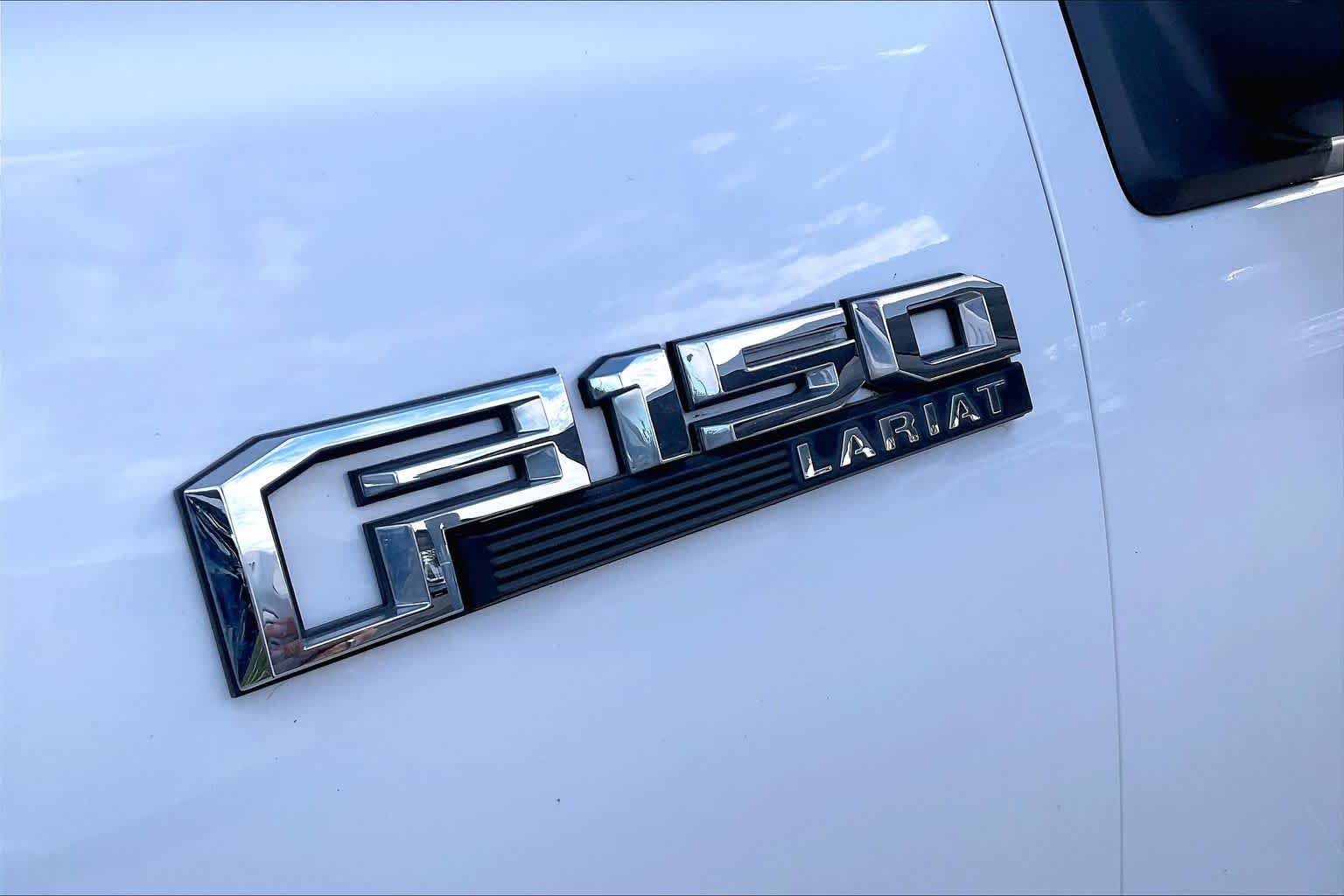 Used 2019 Oxford White Ford LARIAT image 15