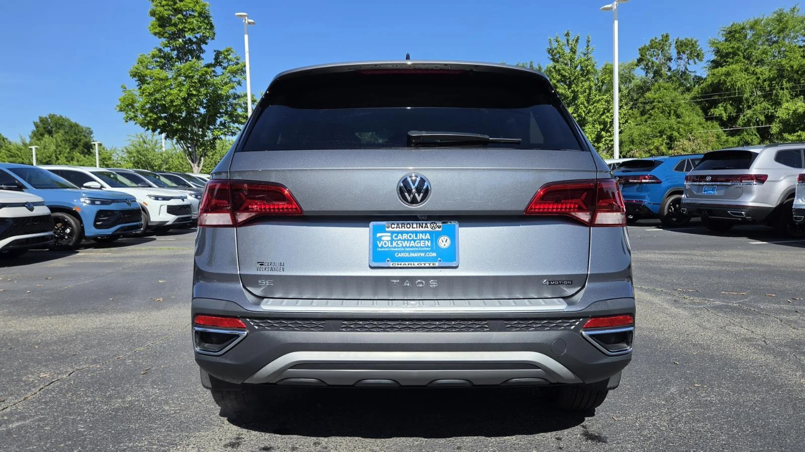 2024 Volkswagen Taos SE - Photo 5