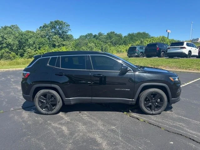 Used 2022 Jeep Compass Latitude with VIN 3C4NJCBB6NT189072 for sale in Dry Ridge, KY