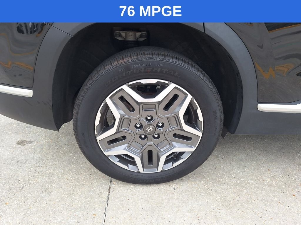 Certified Used 2023 Black Hyundai SEL Convenience image 28