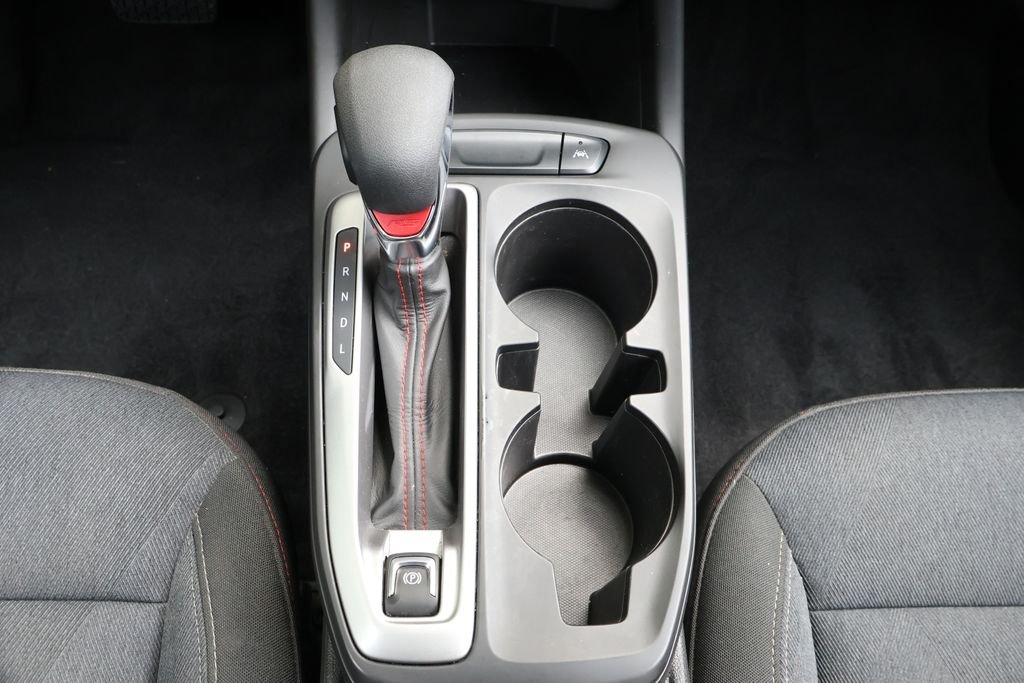 Used 2024 Green Chevrolet 1RS image 20