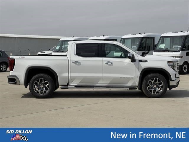 New 2026 Summit White GMC SLT image 3