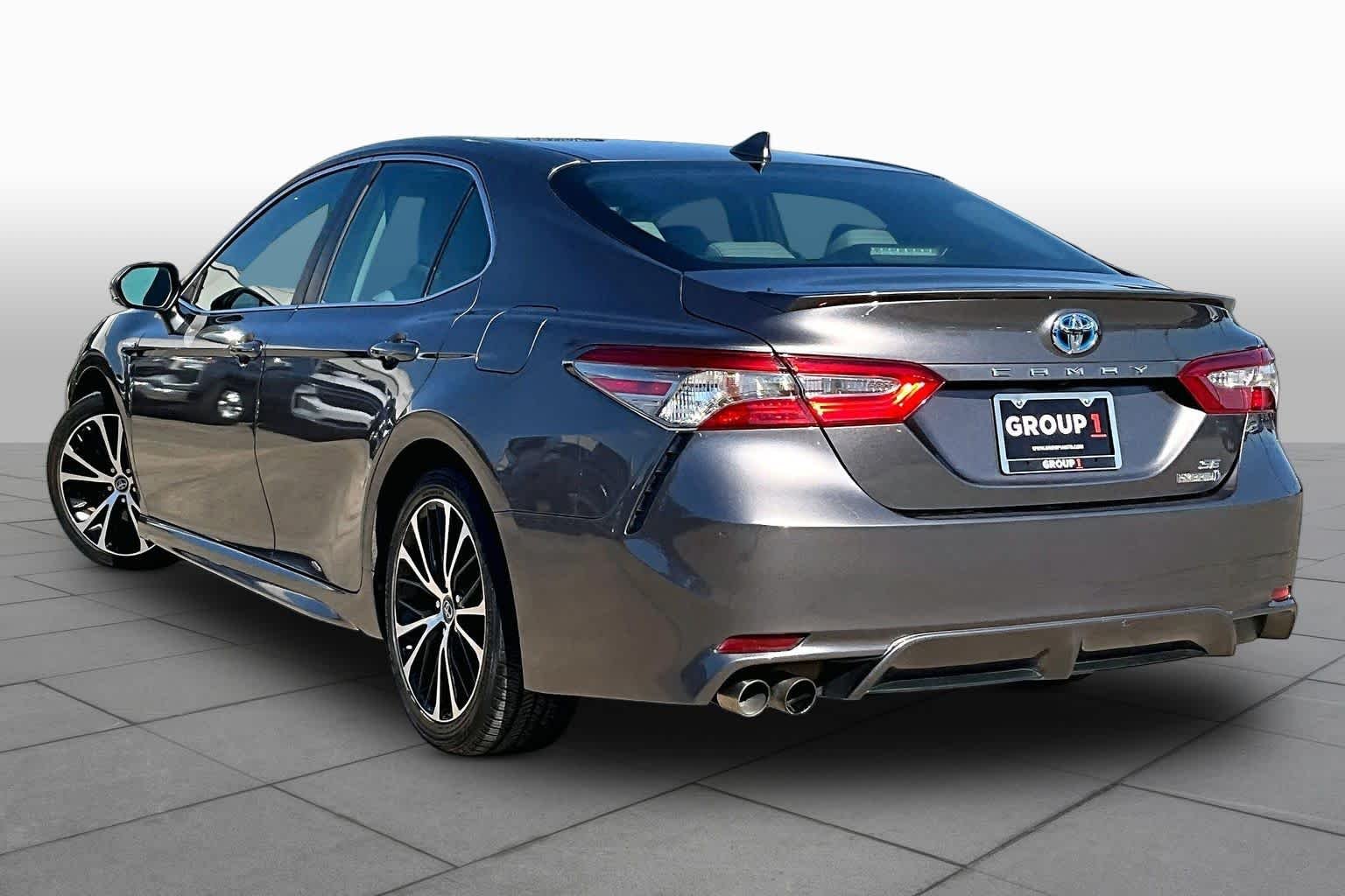 Used 2019 Predawn Gray Mica Toyota Hybrid SE image 12