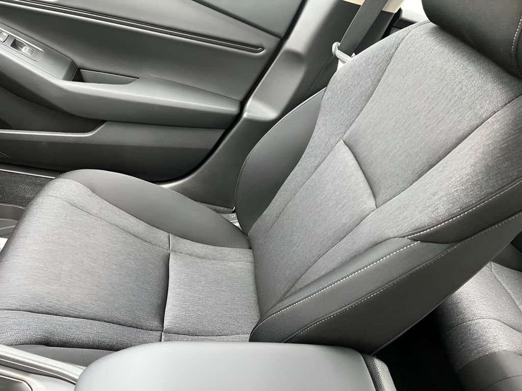Used 2025 Urban Gray Pearl Honda SE image 21