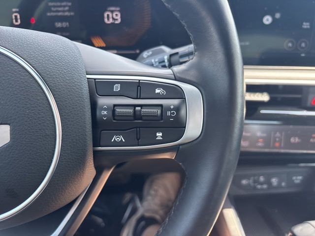 Certified Used 2025 Snow White Pearl Kia GT-Line image 21