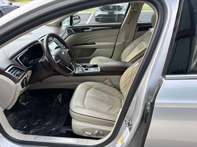 Used 2017 Silver Ford Platinum image 14