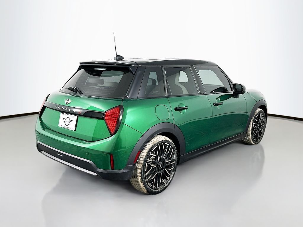 Certified Used 2026 Green MINI Iconic image 5