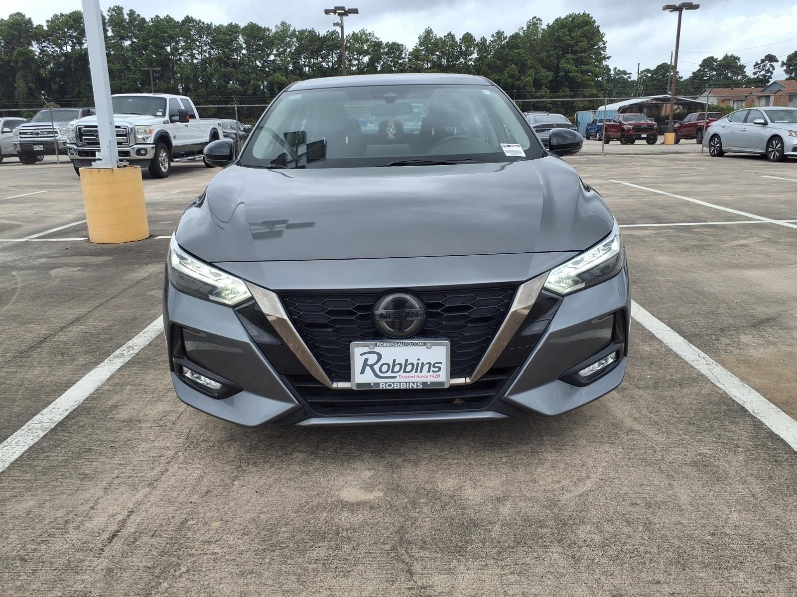 2021 Nissan Sentra SR Gray at Mac Haik CDJR North Houston