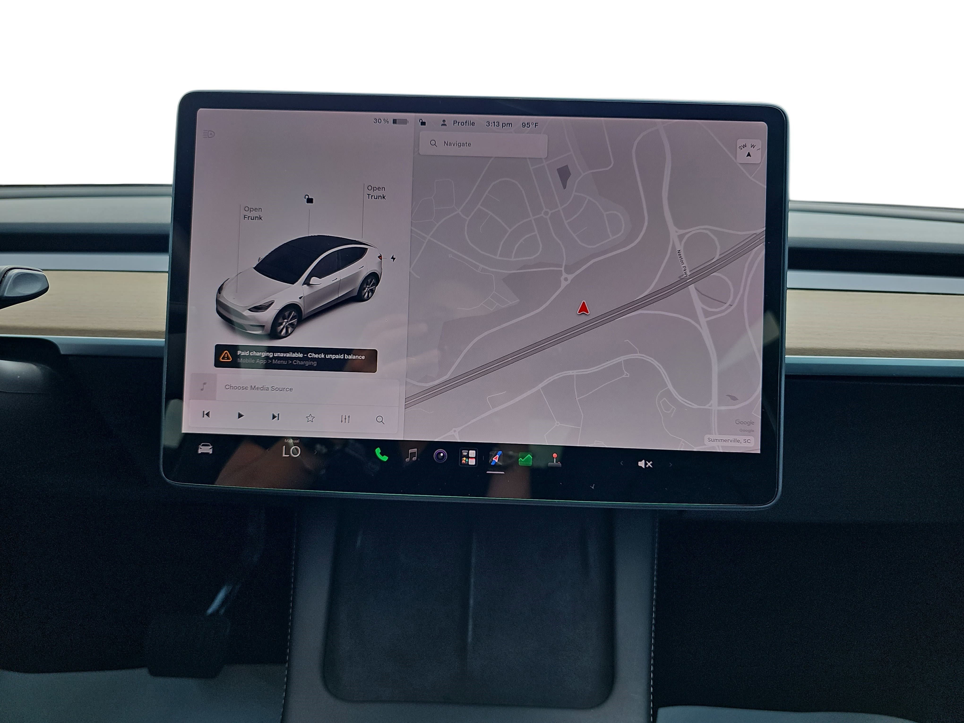 Used 2022  Tesla Long Range image 20