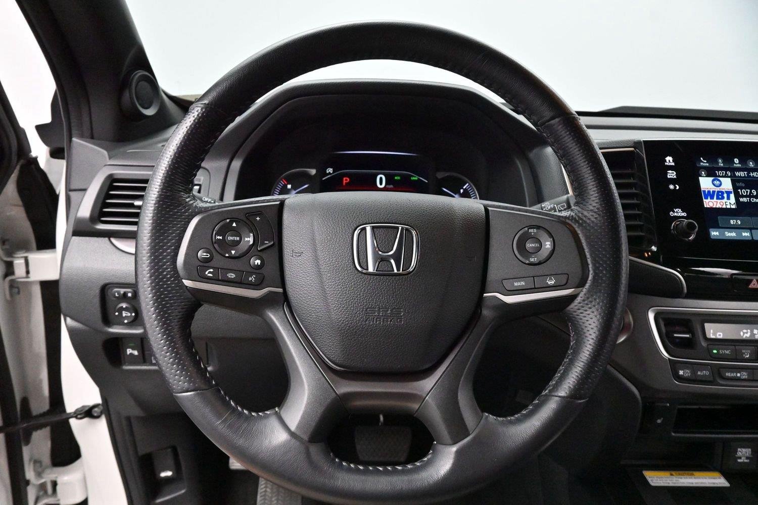 Used 2023 Platinum White Pearl Honda EX-L image 15