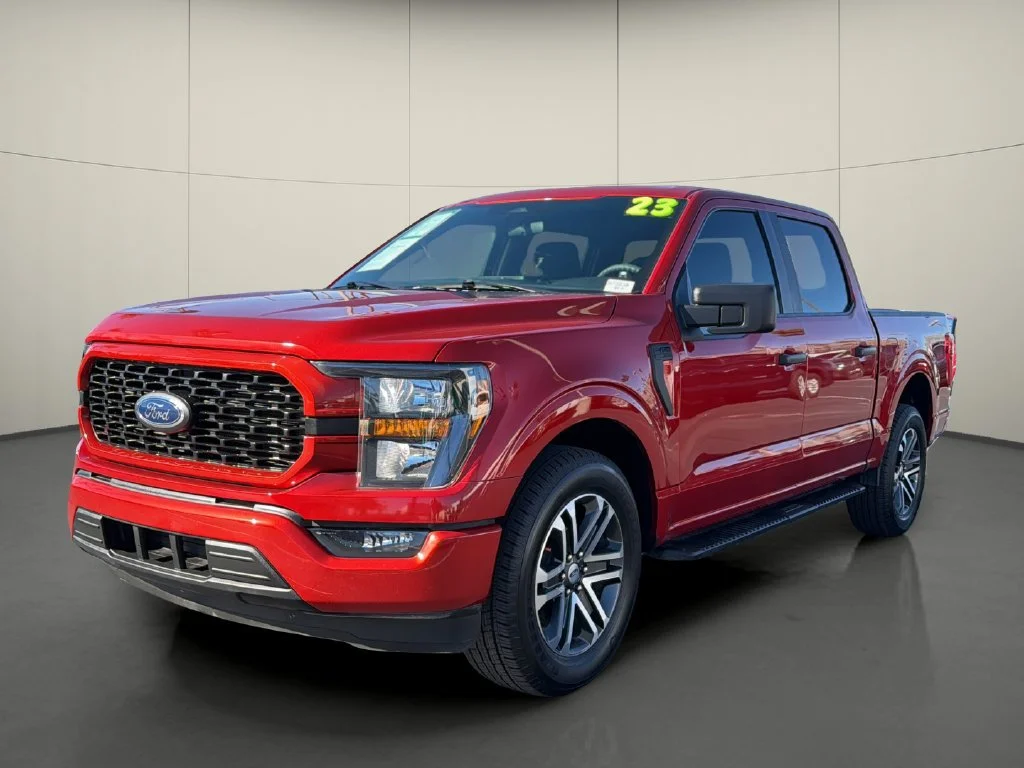 Used 2023 Red Ford XL image 3