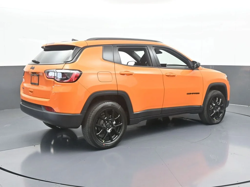 New 2026 Joose (DISC) Jeep Latitude image 6