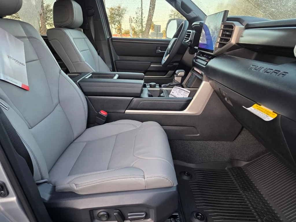 2026 Toyota Tundra SR5 - Photo 14