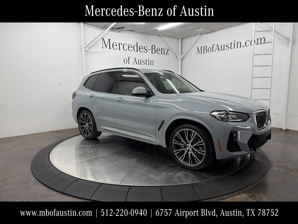 2022 BMW X3 xDrive30i's photo