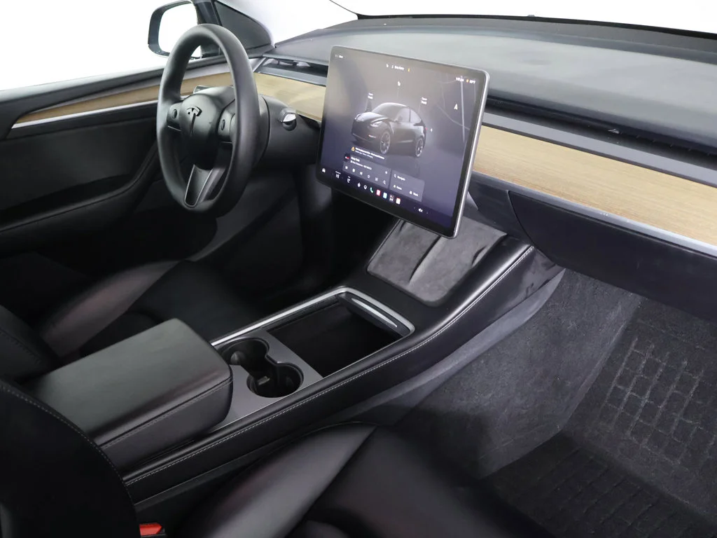 Used 2024 Black Tesla Long Range image 30