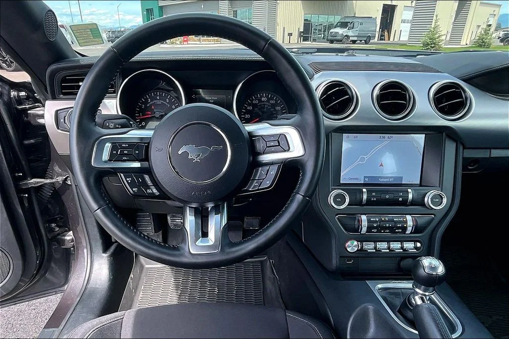 Used 2022 Gray Ford  image 5