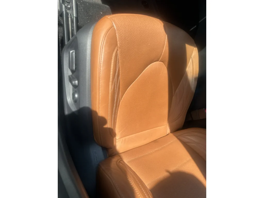 Used 2019 Wind Chill Pearl Toyota Hybrid Limited image 7