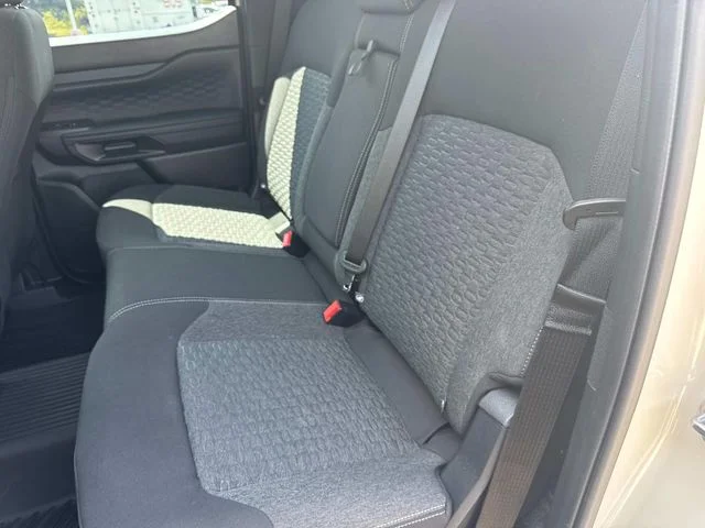 Used 2025 Beige Ford XL image 16