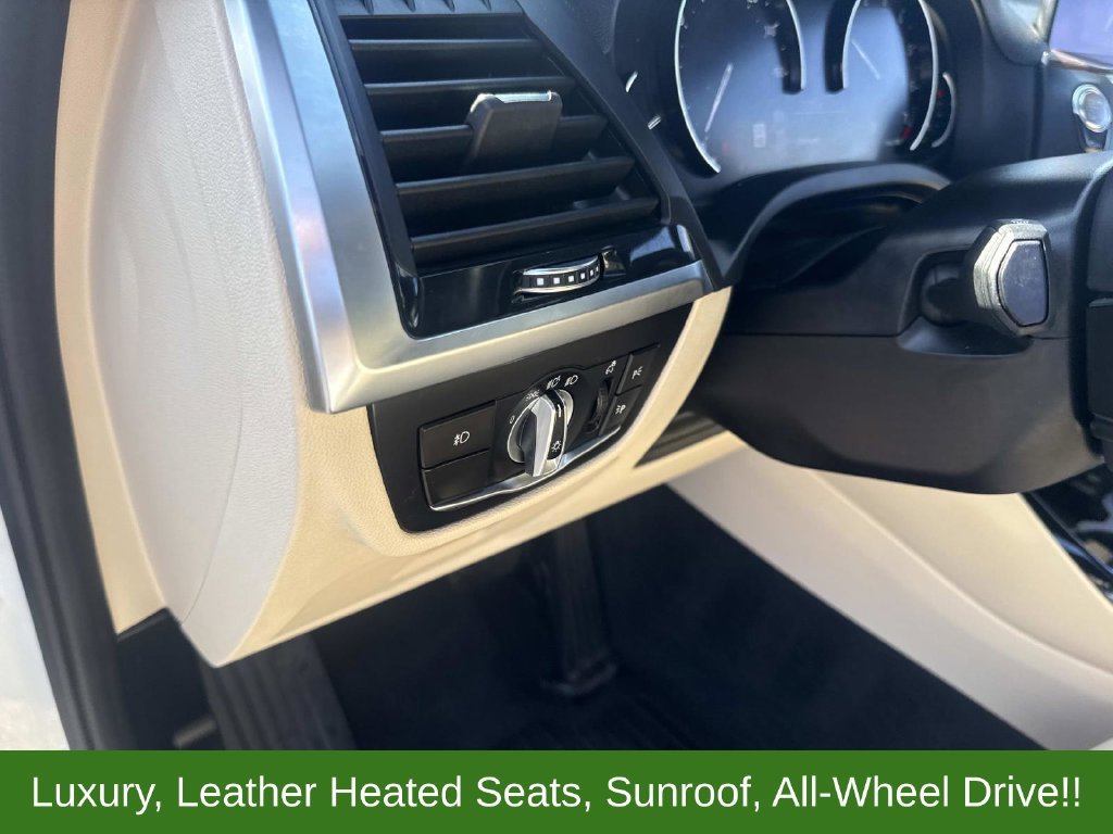 Used 2021 White BMW sDrive30i image 22
