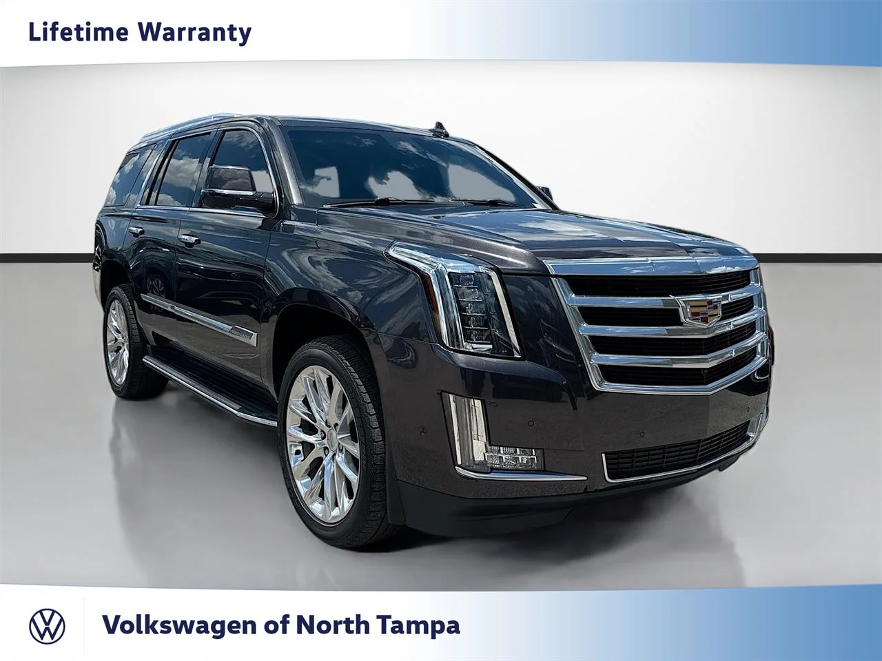2018 Cadillac Escalade 2WD Luxury's photo