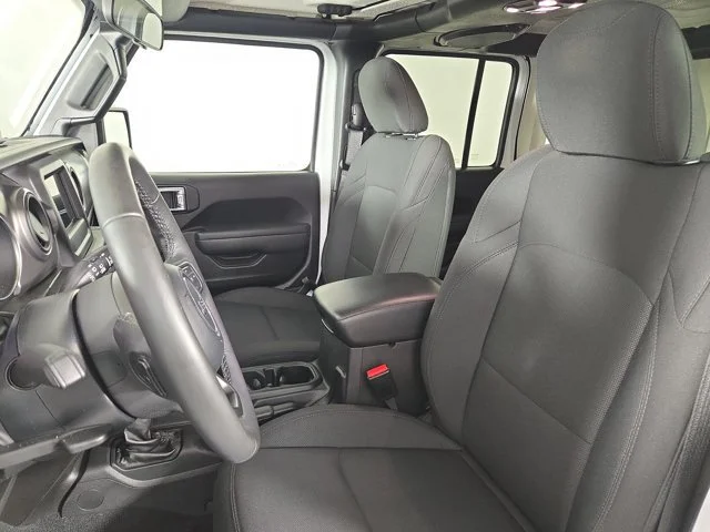 Used 2022 White Jeep Unlimited Willys image 17