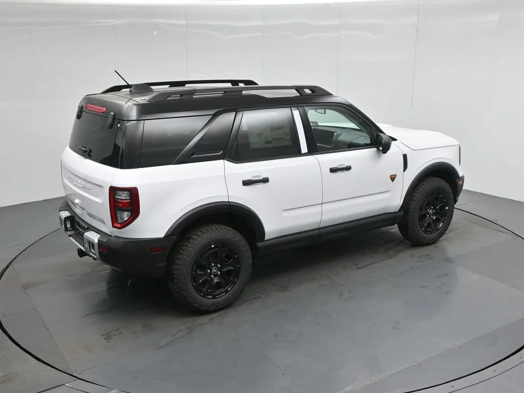 New 2026 Oxford White Ford Badlands image 42