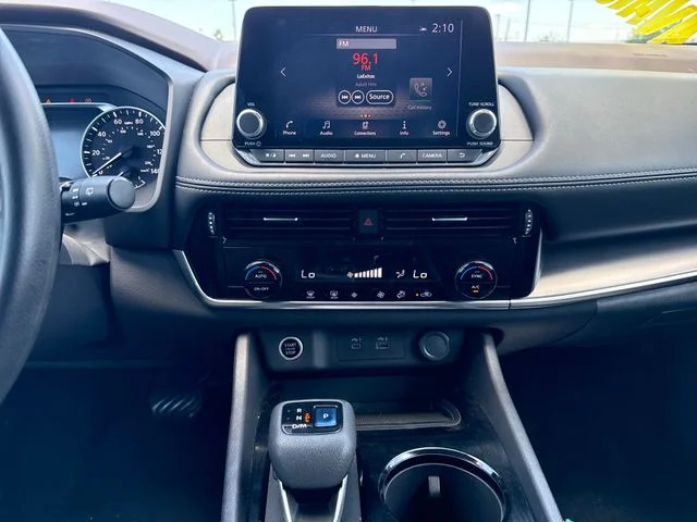 2022 Nissan Rogue SV - Photo 21