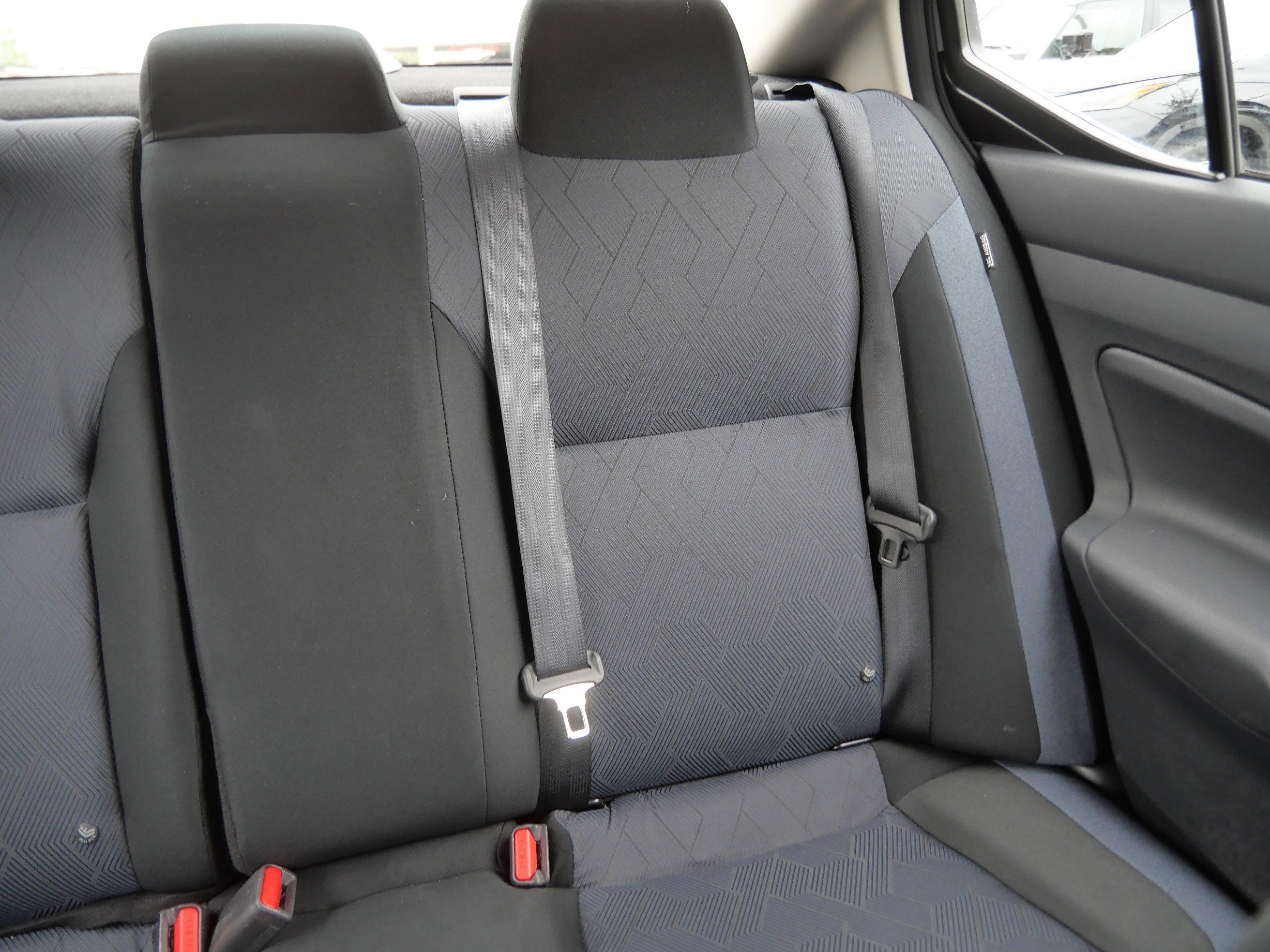 2025 Nissan Versa Sedan SV - Photo 14